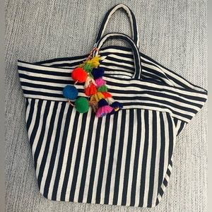 Jade Trip blue/white large tote bag.